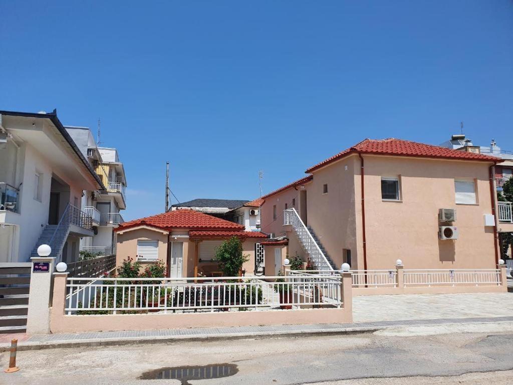Casa Al Mare 1 Appartement Peraía Buitenkant foto
